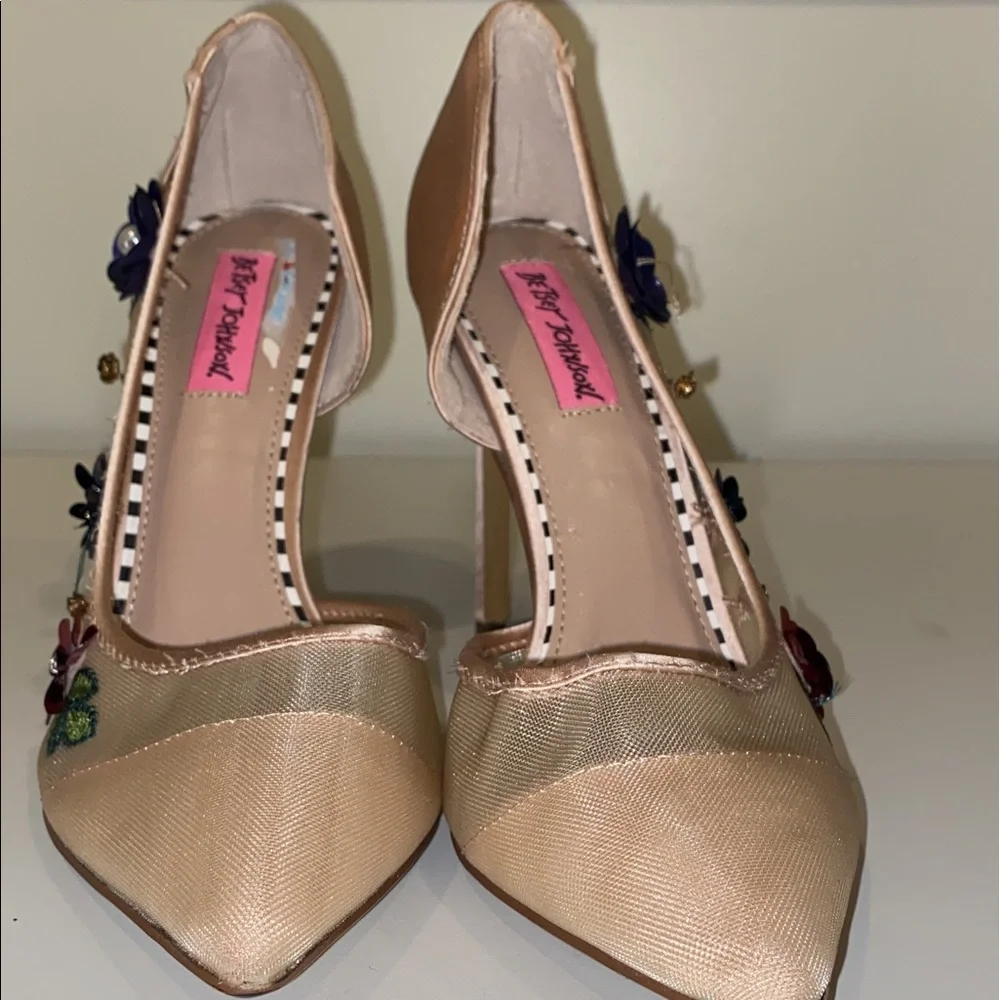 Betsey Johnson Heels - Picture 9 of 10